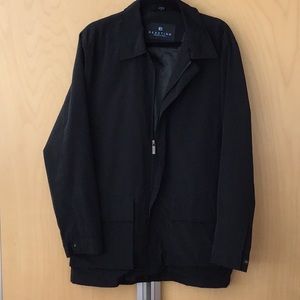 Men’s black Kenneth Cole reaction M